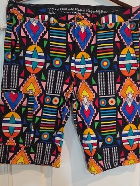 GOLD Multicolor Geo Print Stretch Shorts - Black Multicolor